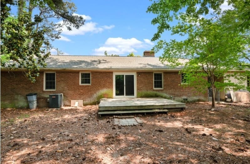 102 Adams Blvd. Greenville, NC 27858