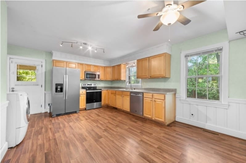 102 Adams Blvd. Greenville, NC 27858