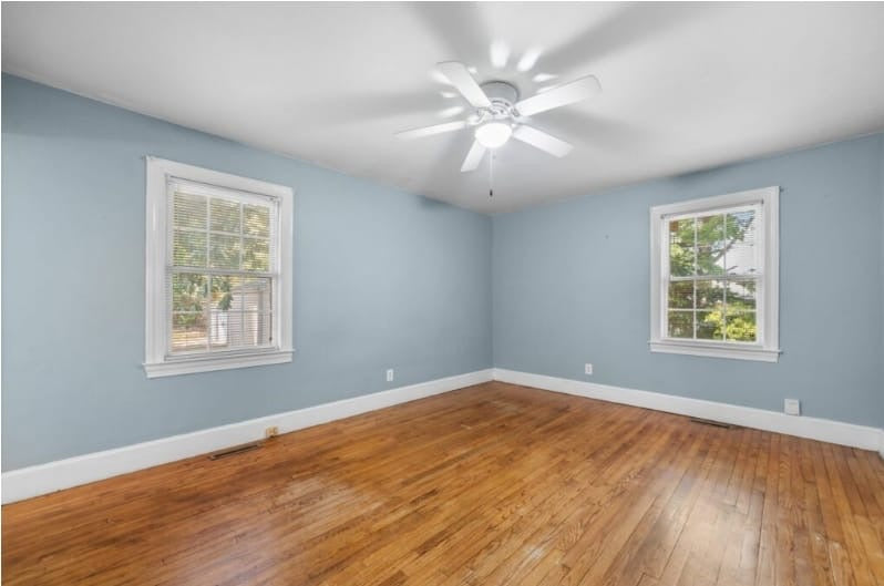 102 Adams Blvd. Greenville, NC 27858