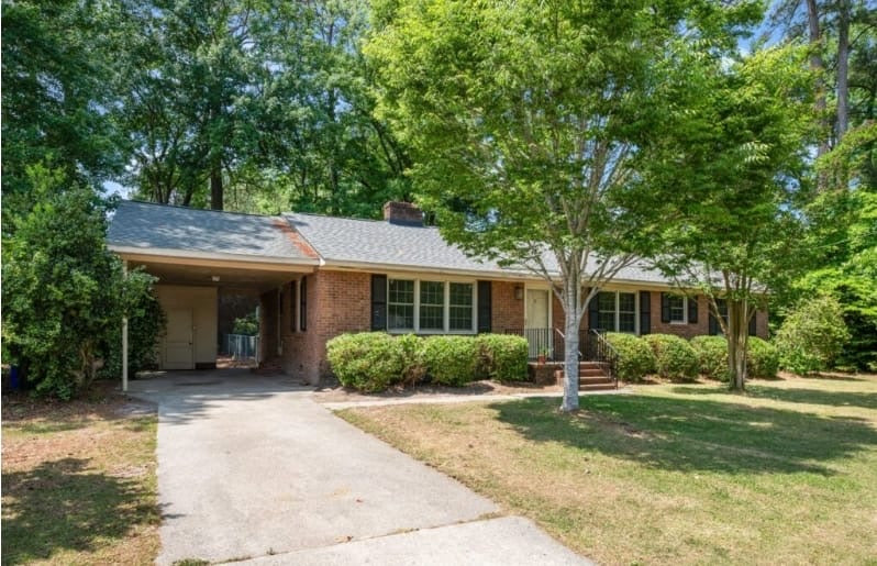 102 Adams Blvd. Greenville, NC 27858