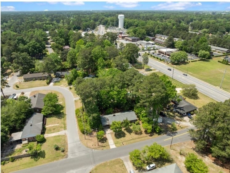 102 Adams Blvd. Greenville, NC 27858