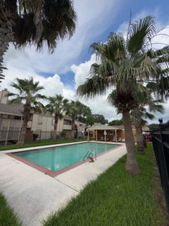 10202 Forum Pk Houston, TX 77036