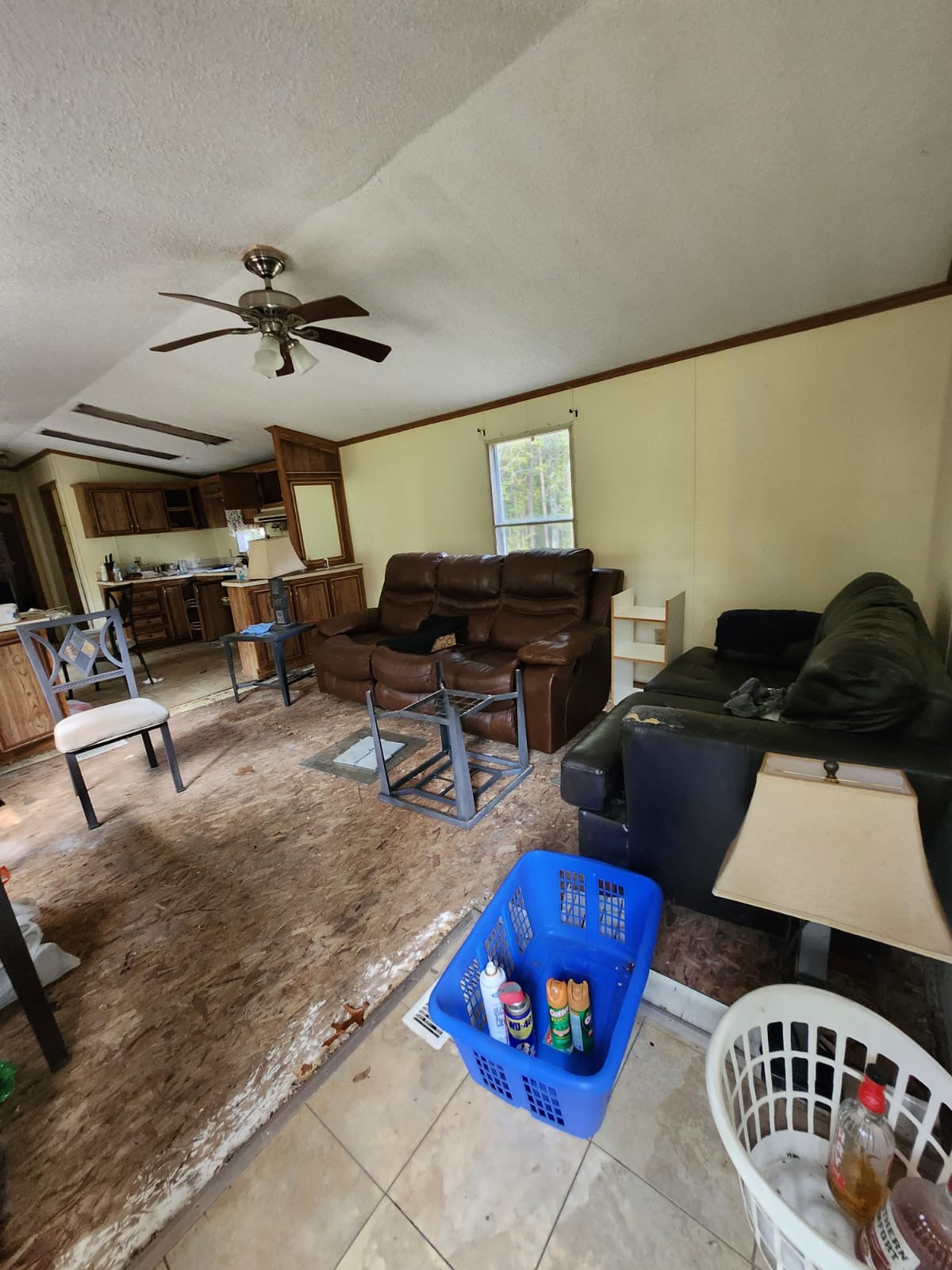 109 Creekview Dr, Vass, NC 28394