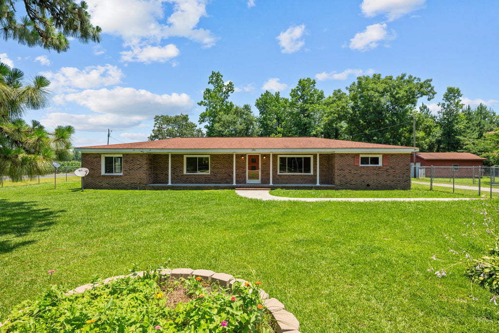 390 Richardson Rd. Dover NC 28526