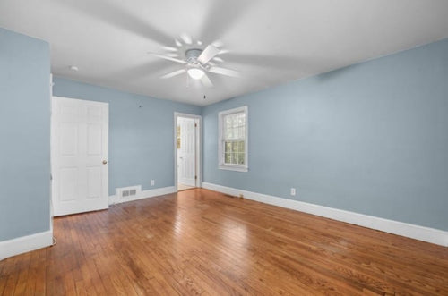 102 Adams Blvd. Greenville, NC 27858