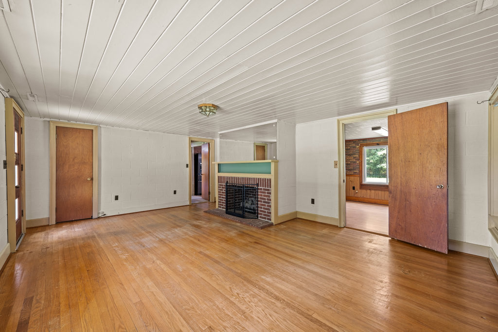 390 Richardson Rd. Dover NC 28526