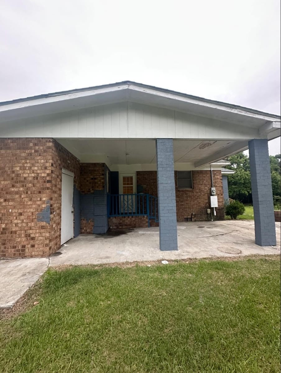 1330 E Hanrahan Rd. Ayden, NC 2850