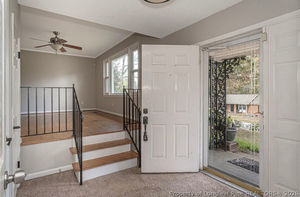 563 Alleghany Rd, Fayetteville, NC 28304