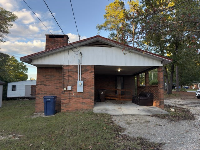 2934 Academy St, Sanford, NC 27332