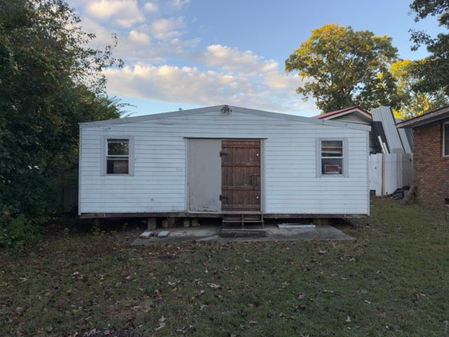 2934 Academy St, Sanford, NC 27332